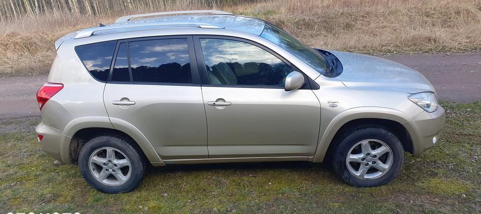 Toyota RAV4 cena 22500 przebieg: 295000, rok produkcji 2006 z Brodnica małe 56